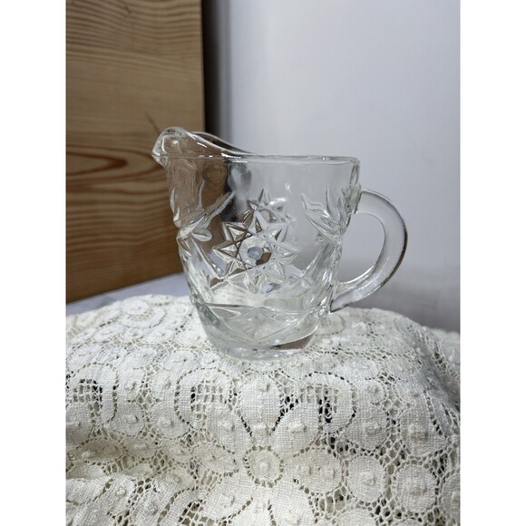 VINTAGE ANCHOR HOCKING STAR OF DAVID CREAMER - Picture 1 of 9